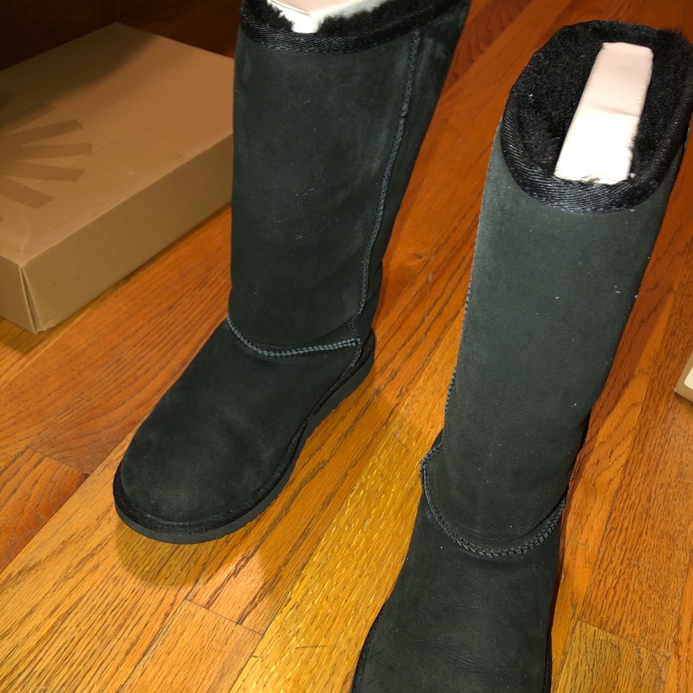 UGG classic tall youth 2 black - Picture 6 of 8